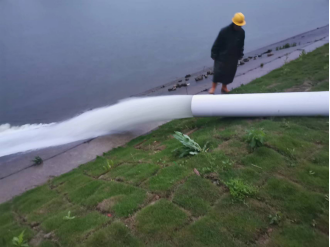 攻坚双过半 福州飞凤山过江供水管与高新区市政管网并网成功 安全供水添新保障817.png