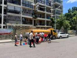 奋战“烤”场 福州水务集团坚守岗位守护民生“清凉线”489.png