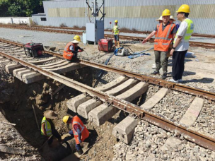 奋战“烤”场 福州水务集团坚守岗位守护民生“清凉线”1064.png