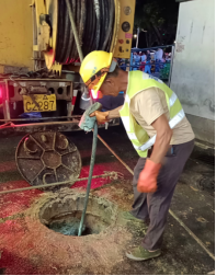 奋战“烤”场 福州水务集团坚守岗位守护民生“清凉线”2271.png