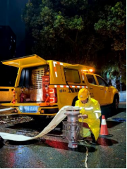 1.滴水映初心•聚链惠民生丨全速驰援 “同心排涝·管通榕城”排水产业链 以党建引领加速铸牢防汛屏障2189.png