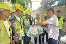 1754641580026082020.png 炎夏送凉 福州水务集团组织开展一线高温慰问1896.png