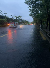 冲刺集结号 智慧排水新思路 高压水刀技术助力地下管网“畅呼吸”345.png